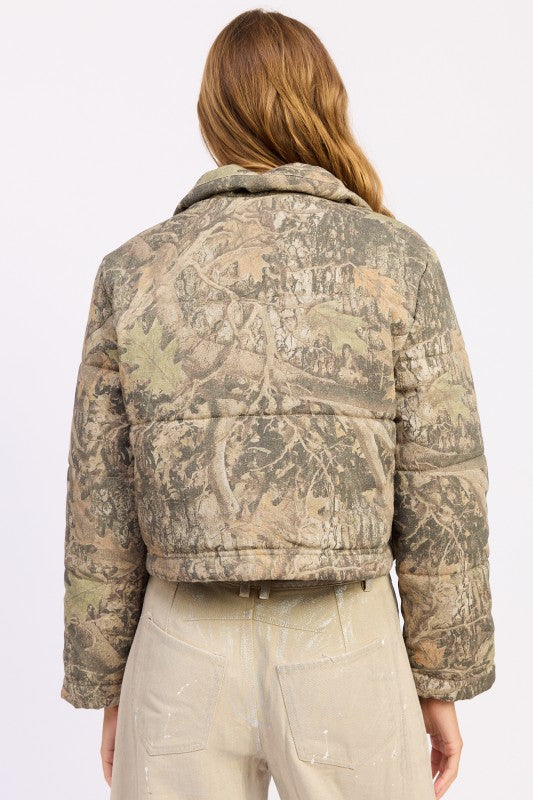 Women’s Woodland Camo Print Puffer Cropped Jacket | Zarnesh