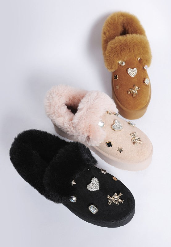 Women’s Zeta Charm Faux Fur Embellished Slip On Snow Boots | Zarnesh
