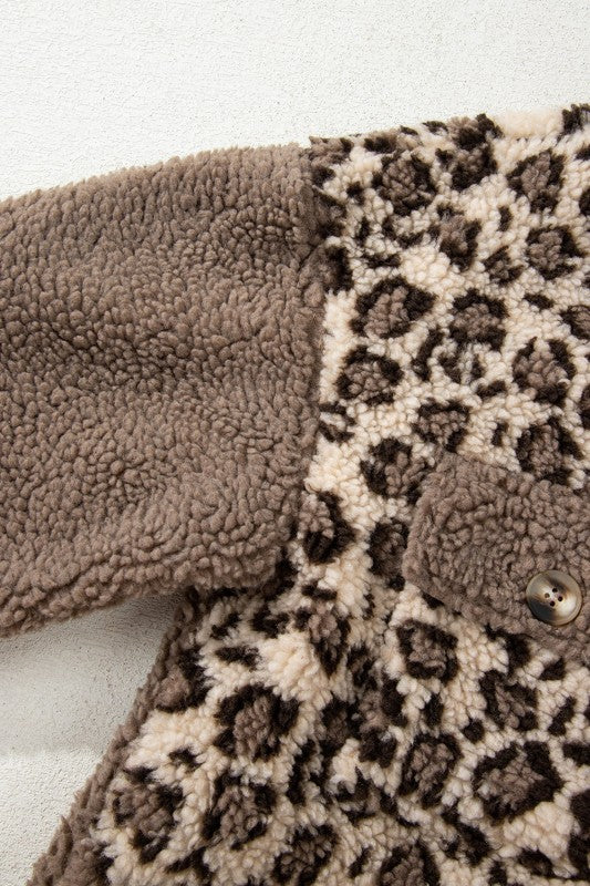 Women’s Leopard Fleece Sherpa Flap Pocket Buttoned Jacket | Zarnesh