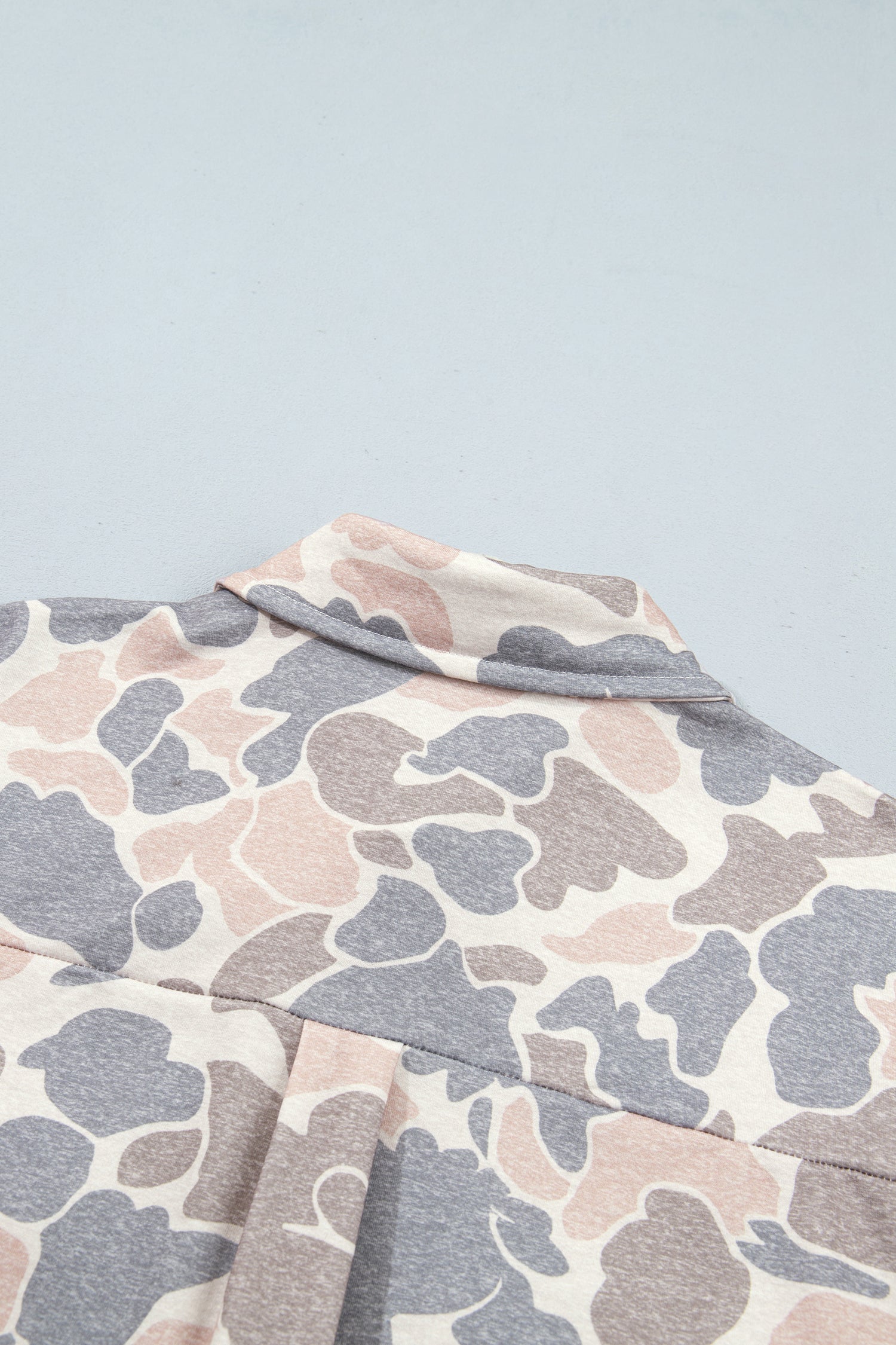 Camo shacket back collar and yoke detail