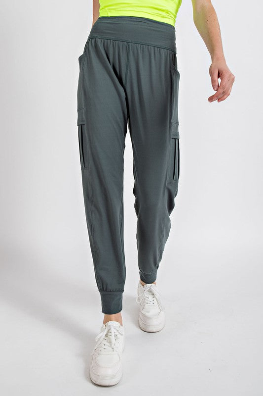 Women Butter Jogger With Side Pockets | Zarnesh