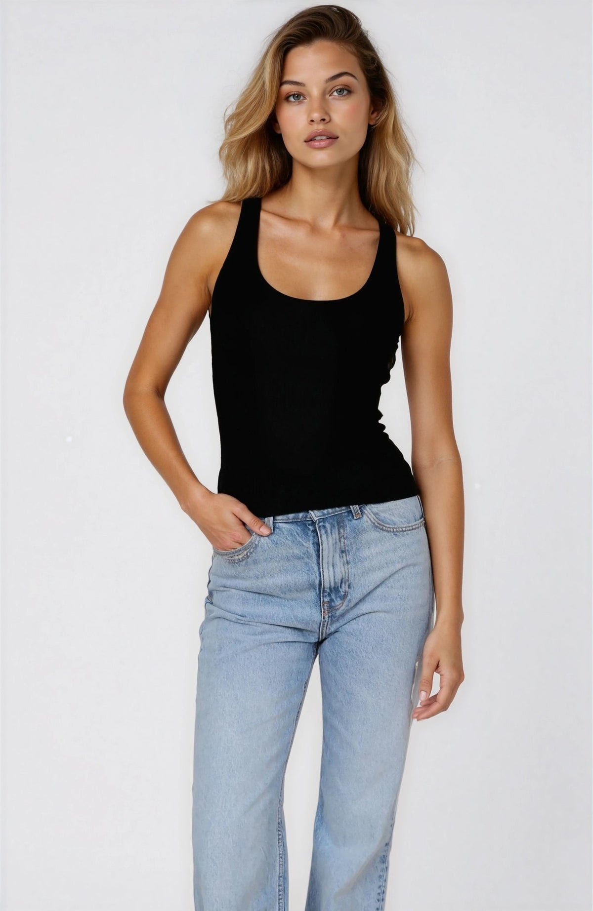 Fitted Ribbed Scoop Neck Tank Top | Zarnesh