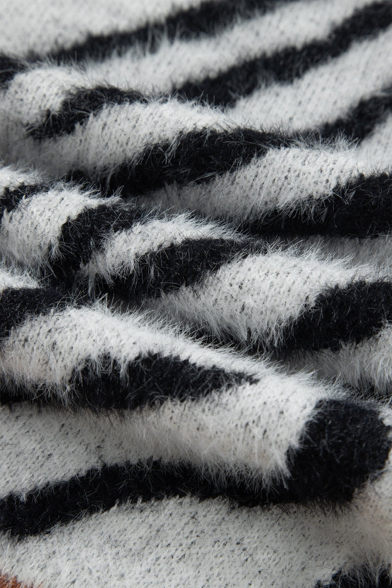 Fuzzy Colorblock Leopard Zebra Print Sweater | Zarnesh - Zarnesh