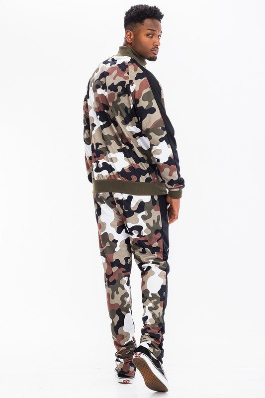 Men's Full Camo with Stripe Jacket and Pant Set | Zarnesh