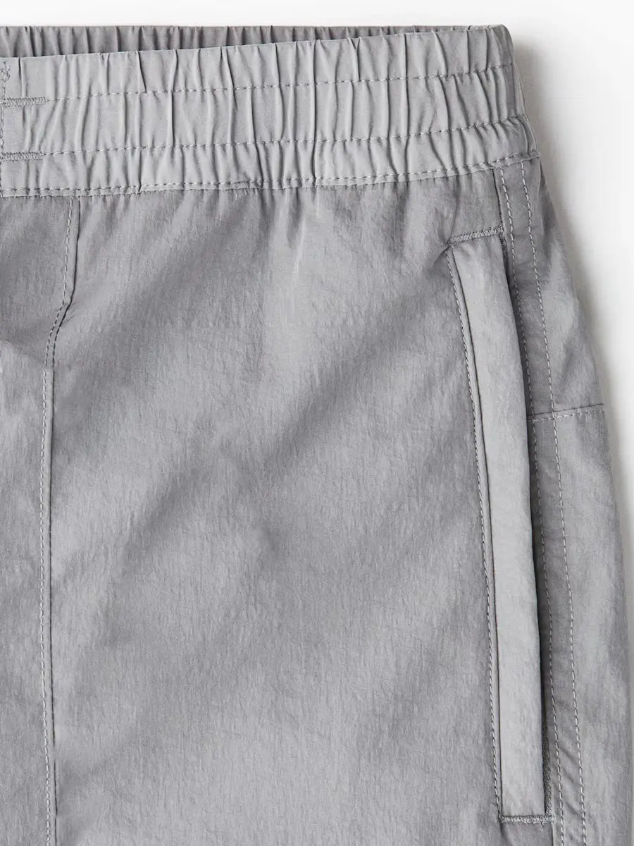 Men's Relaxed Fit Classic Nylon Cargo Pants | Zarnesh