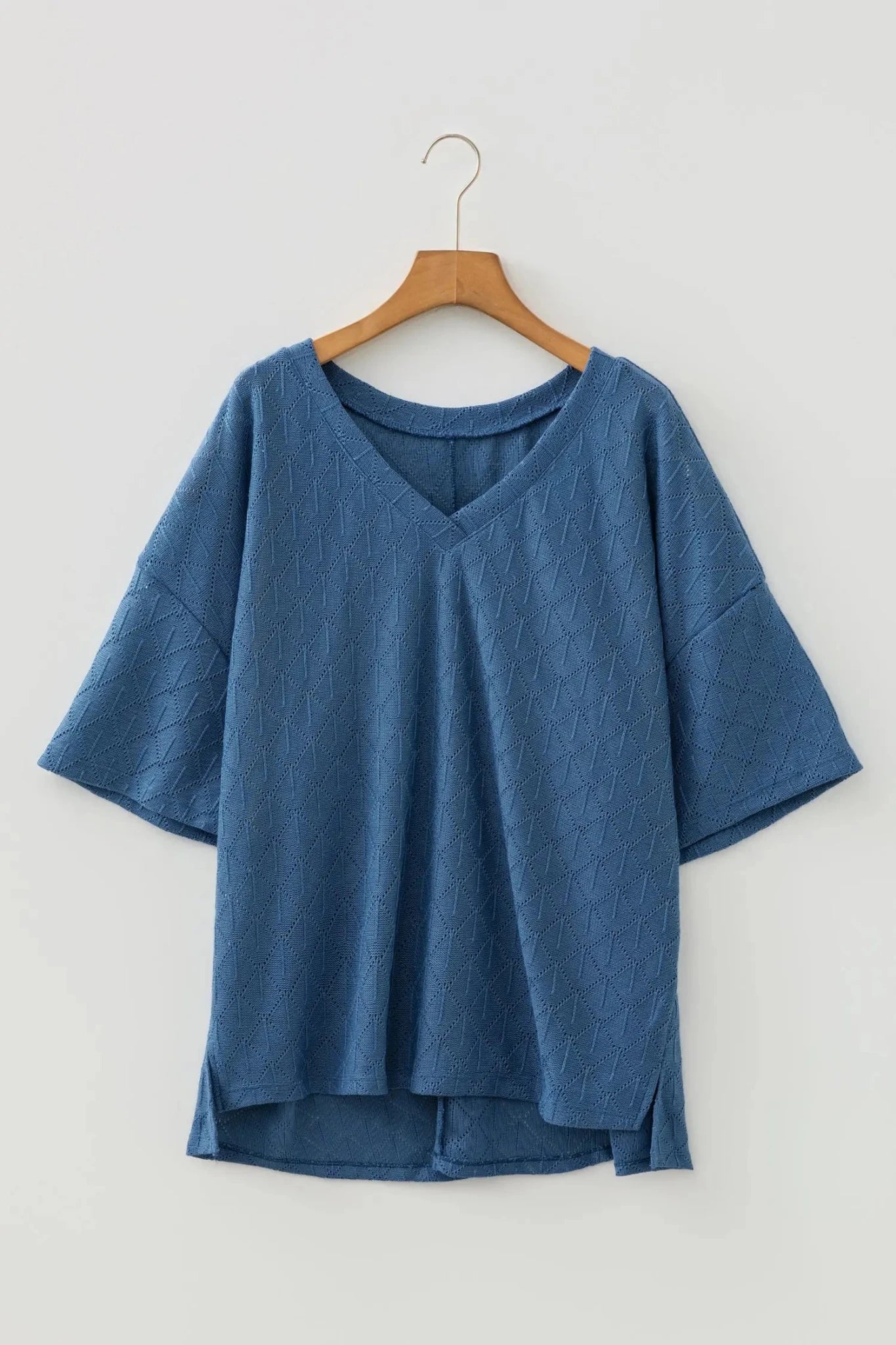 Plus Size V-Neck Pointelle Rhombus Loose Top | Zarnesh