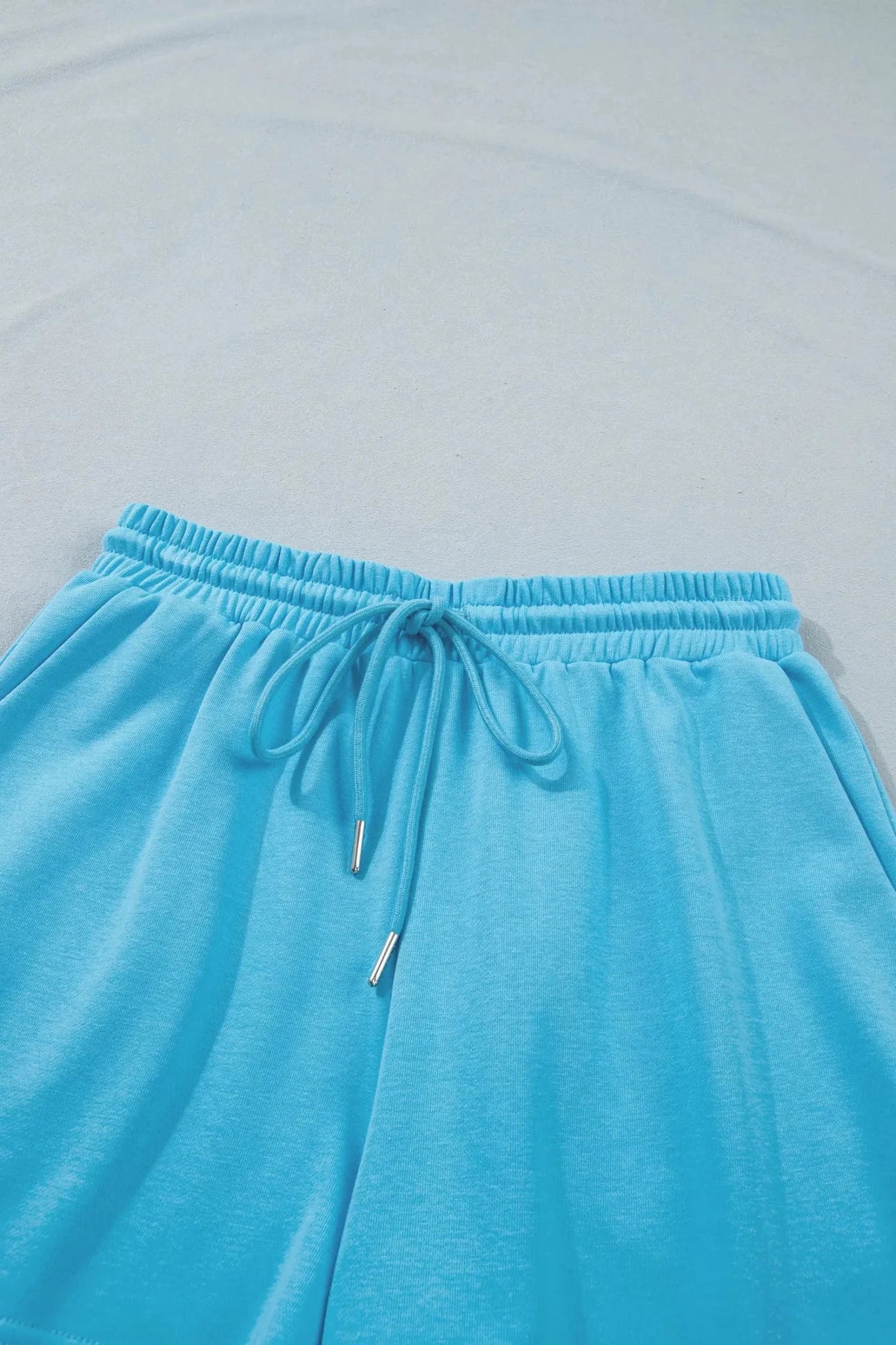 Solid Batwing Sleeve Tee & Drawstring Shorts Set | Zarnesh
