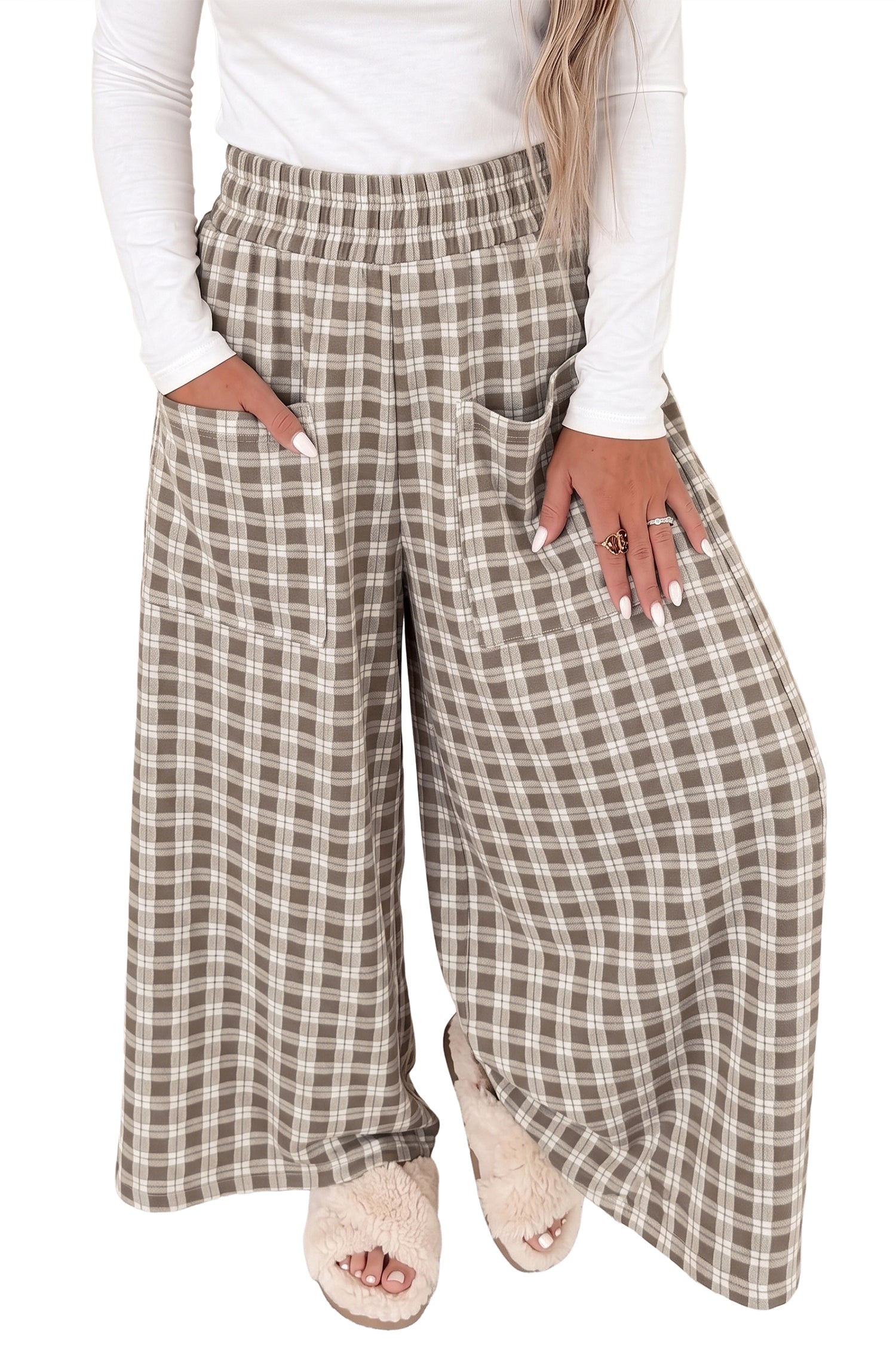 Women's khaki plaid wide leg pants with patch pockets and white top
