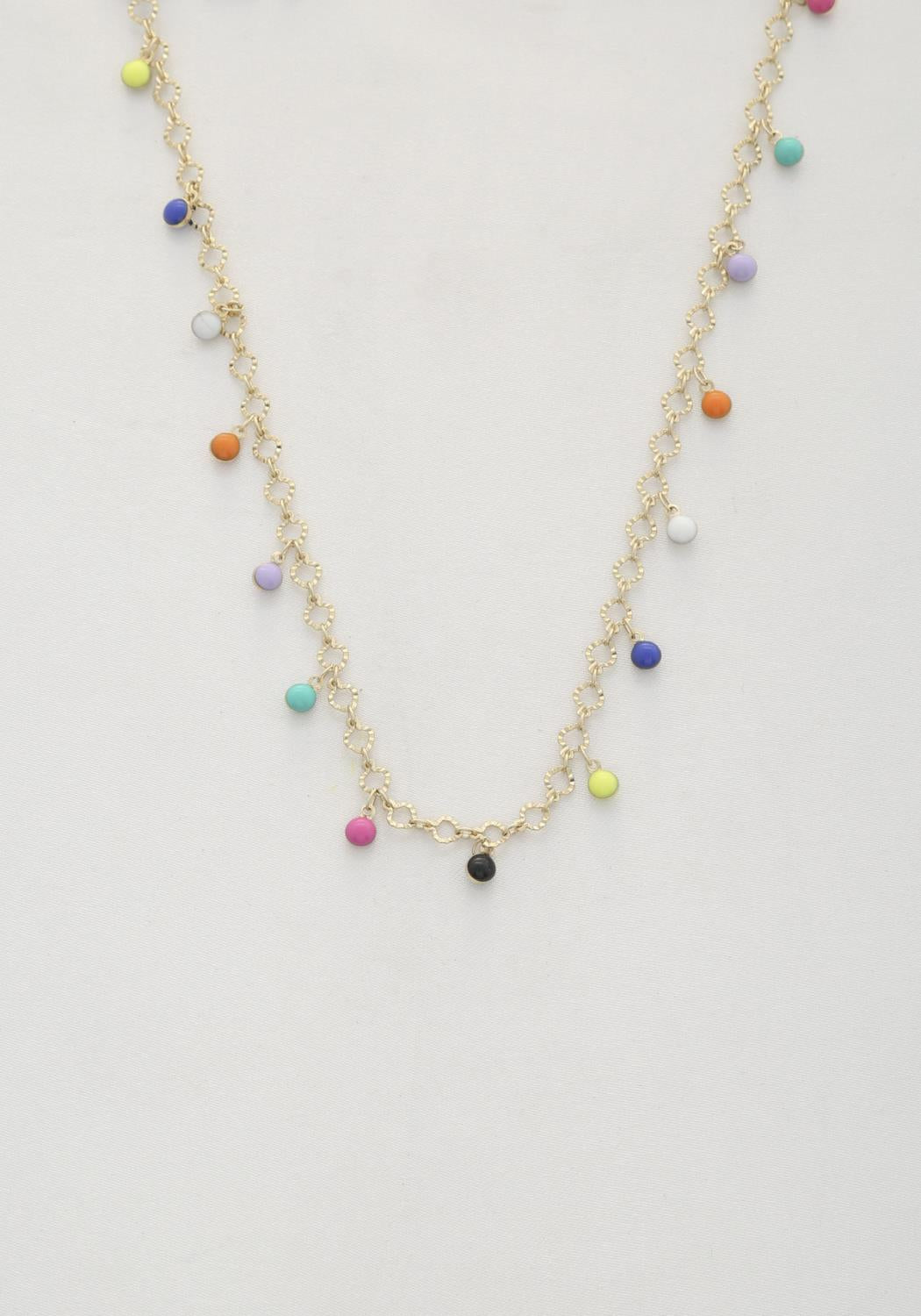 Modern Elegance: Beaded Circle Link Metal Necklace