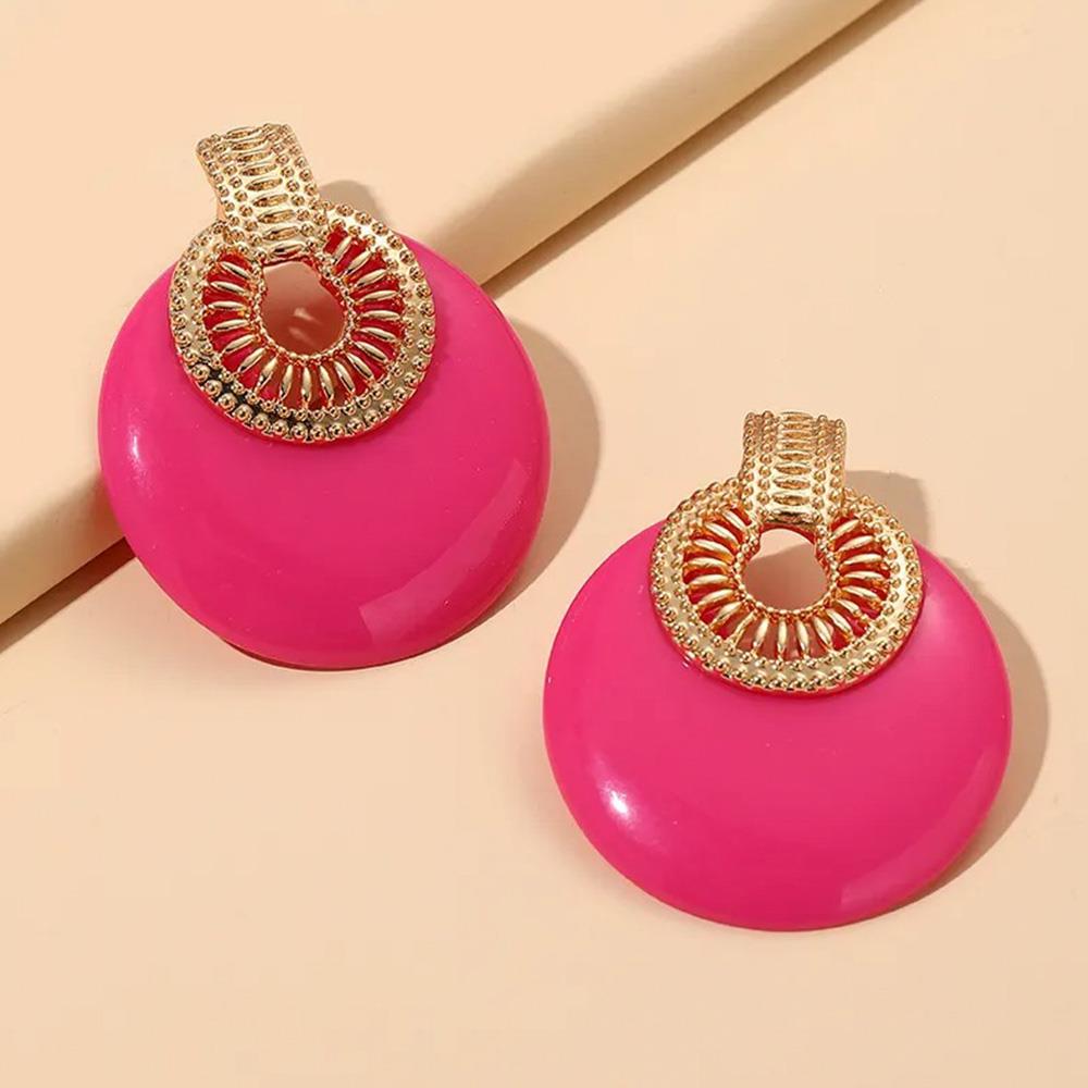 Timeless Elegance: Round Metal Post Earring