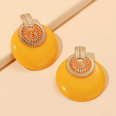 Timeless Elegance: Round Metal Post Earring