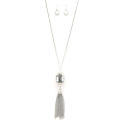 Dazzling Cubes: Rhinestone Chain Tassel Necklace